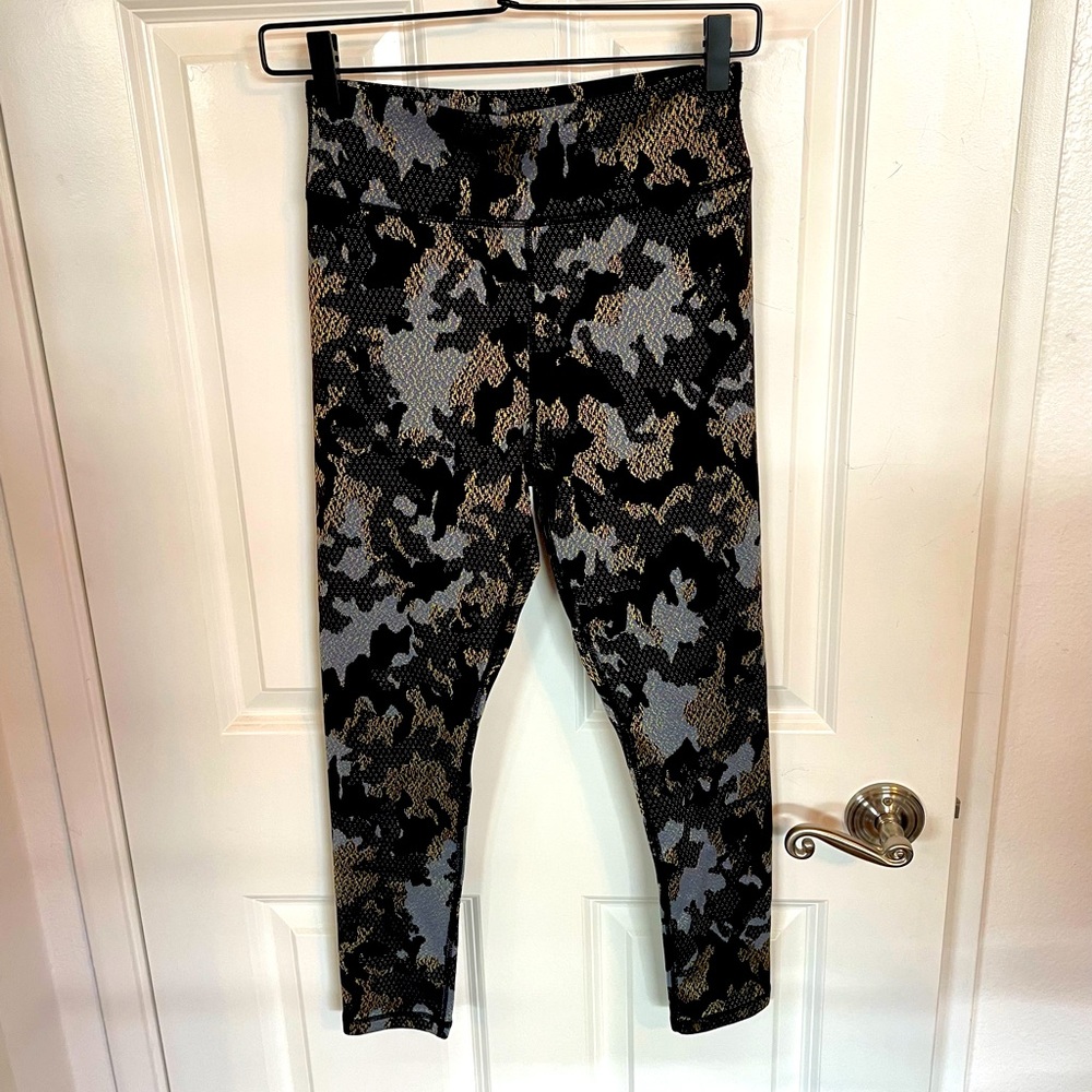 The Upside leggings